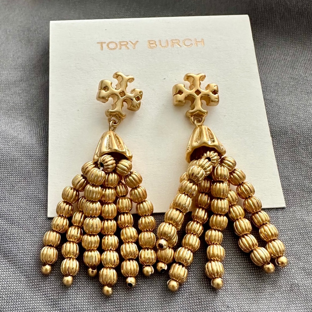 Super Fancy ✨ Authentic Tory Burch ROXANNE SMALL TASSEL EARRING